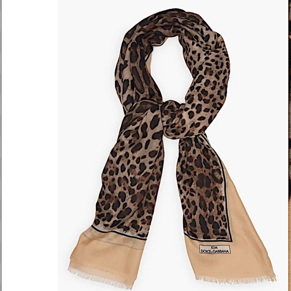Dolce&Gabbana x Kim Leopard Modal-Cashmere Scarf - Picture 5 of 13